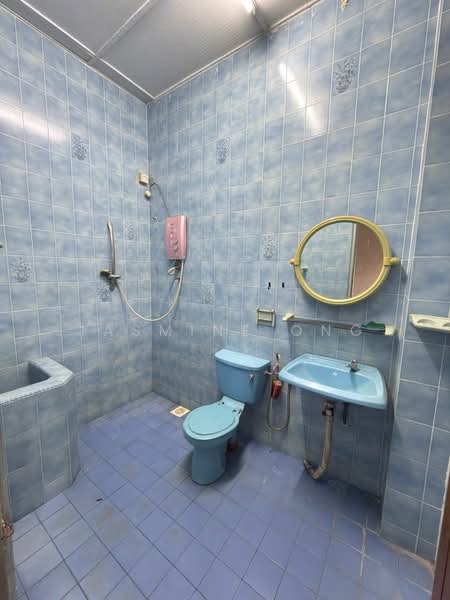 2-storey Terraced House for Sale in Taman Kok Doh (Batu) - Jasmine Ong - Bathroom - PropertyGuru.com.my