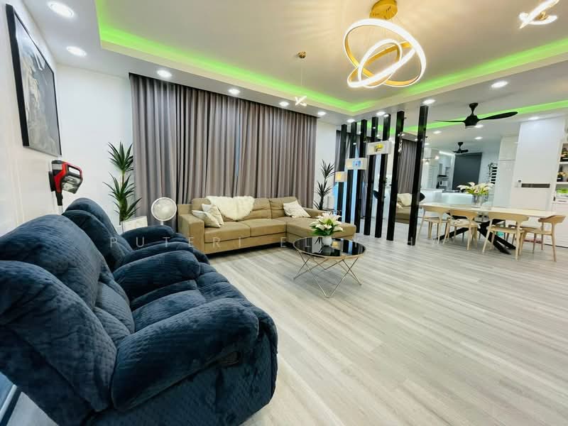 2-storey Terraced House for Sale in Bandar Sri Sendayan (Negeri Sembilan) - Puteri Ellysha - Living Room - PropertyGuru.com.my