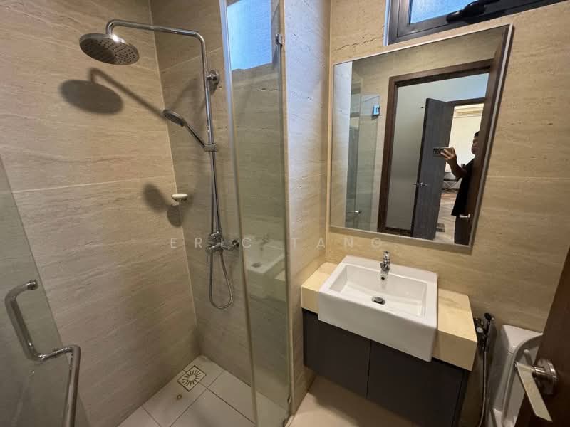 Servis Apartment untuk Disewa di Crescent Bay Suites (Teluk Bayu) - Eric Tang - PropertyGuru.com.my