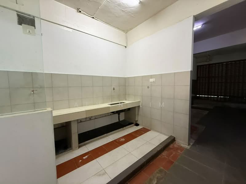 Shop for Rent in Taman Bukit Maluri (Kepong) - Alven Lim - Kitchen - PropertyGuru.com.my