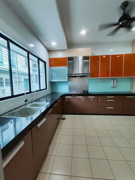 3-storey Terraced House for Sale in Taman Bukit Prima (Cheras) - Chloe Wai - Kitchen - PropertyGuru.com.my