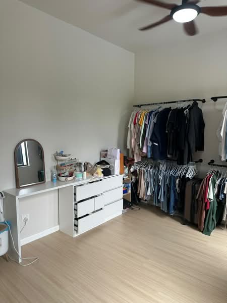 Townhouse for Sale in Taman Akasia (Semenyih) - Isaac Sim - Bedroom - PropertyGuru.com.my