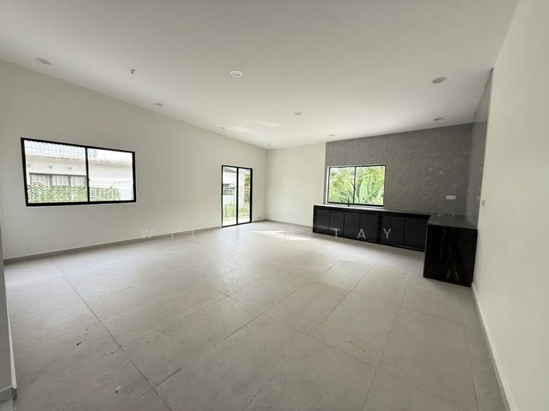 Semi-Detached House for Sale in Kampung Bahru (Johor Bahru) - William Tay - Living Room - PropertyGuru.com.my