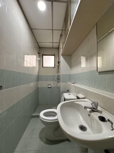 Apartment for Sale at Danga View Apartment - Allan Su - Bathroom - PropertyGuru.com.my