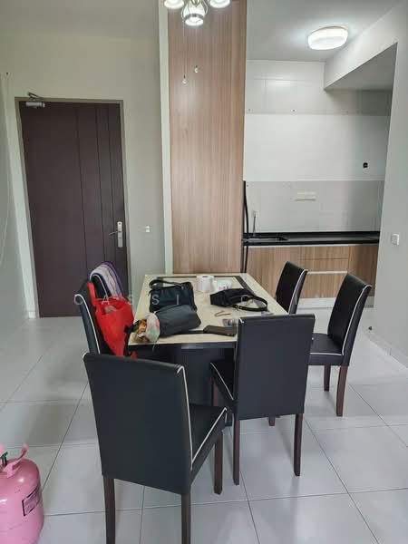 Service Residence for Rent at Sky Oasis Residence (Pangsapuri Oasis 1) - Cassie Chin - Dining Room - PropertyGuru.com.my