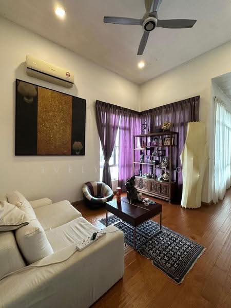Rumah Kluster untuk Dijual di Taman Gaya (Ulu Tiram) - Evelyn Heng - Living Room - PropertyGuru.com.my