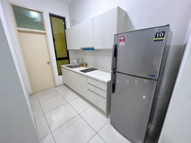 Apartment for Rent at D'Summit Residences - Sha Saravanan - Kitchen - PropertyGuru.com.my