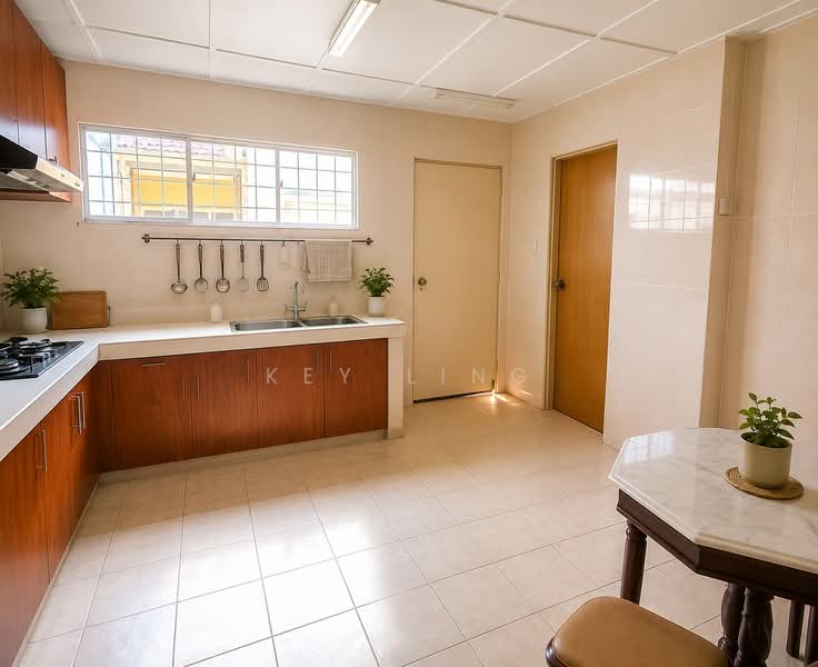 2-storey Terraced House for Sale in Usj 14 (Subang Jaya) - Key Ling - Kitchen - PropertyGuru.com.my