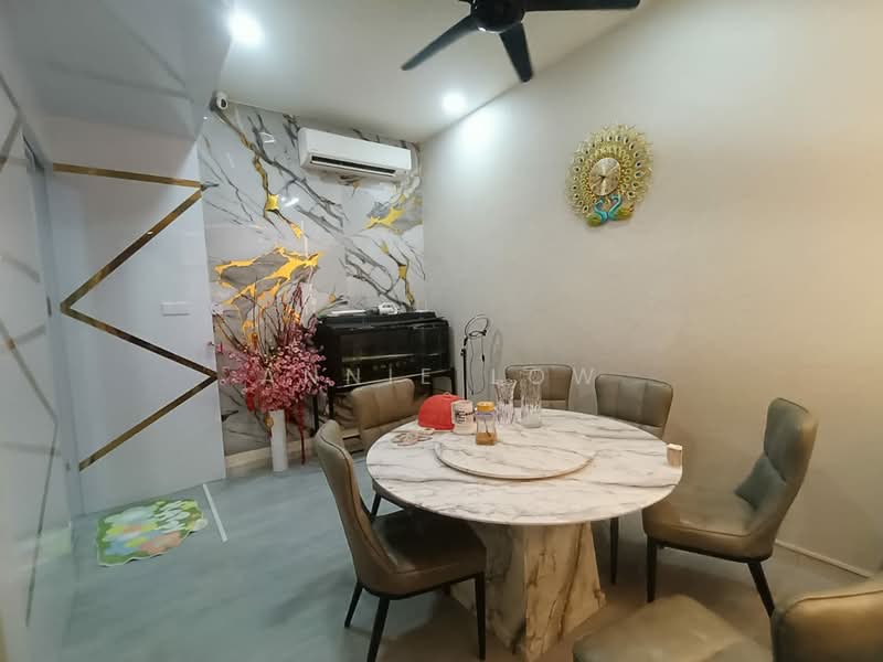 Rumah Teres 1-Tingkat untuk Dijual di Taman JP Perdana (Johor Bahru) - Annie Low - Dining Room - PropertyGuru.com.my