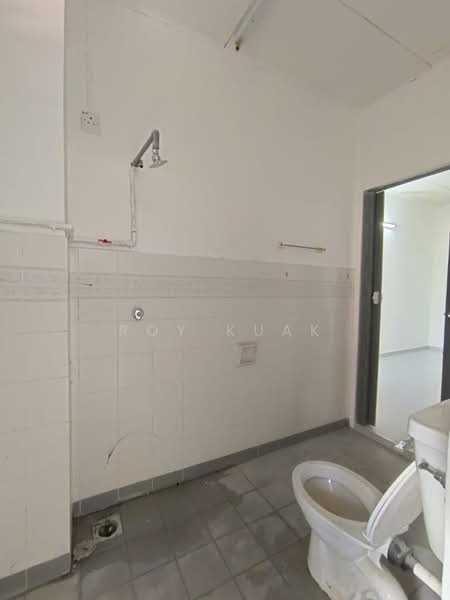 Rumah Teres 2 Tingkat untuk Dijual di Bandar Laguna Merbok (Sungai Petani) - Roy Kuak - Bathroom - PropertyGuru.com.my