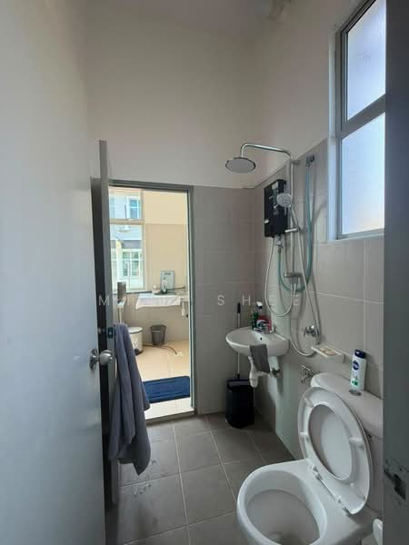 Semi-Detached House for Rent in Kulai (Johor) - Miss Shee - Bathroom - PropertyGuru.com.my