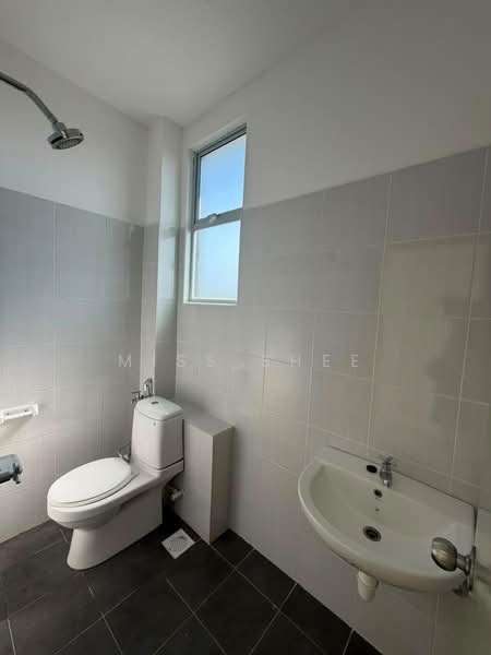 Semi-Detached House for Rent in Kulai (Johor) - Miss Shee - Bathroom - PropertyGuru.com.my