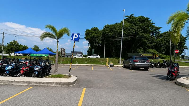 Office for Sale in Bandar Melawati (Kuala Selangor) - Fauziah Nawawi - Exterior - PropertyGuru.com.my