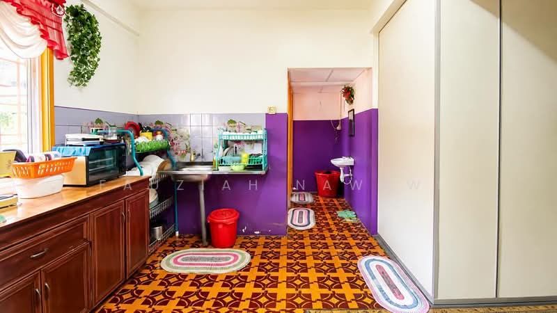 Office for Sale in Bandar Melawati (Kuala Selangor) - Fauziah Nawawi - Kitchen - PropertyGuru.com.my