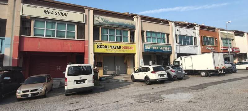 Shop for Rent in Seri Kembangan (Selangor) - Calvin Lee - Exterior - PropertyGuru.com.my