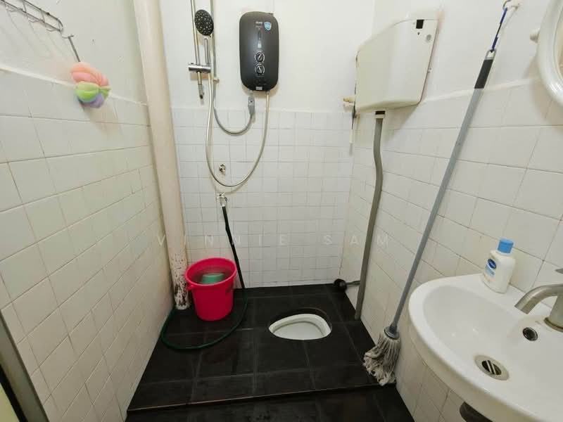 Rumah Teres 1 Tingkat untuk Dijual di Taman Universiti (Skudai) - Vinnie Sam - PropertyGuru.com.my