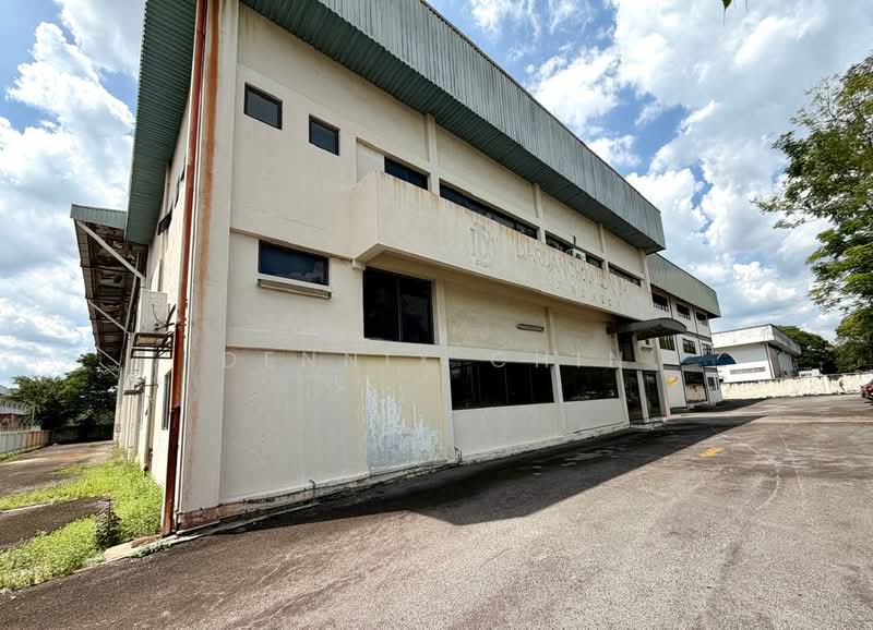 Detached Factory for Sale in Seksyen 27 (Shah Alam) - Dennix Chin - Exterior - PropertyGuru.com.my