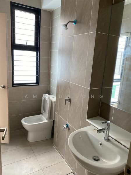 Rumah Teres untuk Dijual di Elmina (Shah Alam) - Amanda Ong - Bathroom - PropertyGuru.com.my