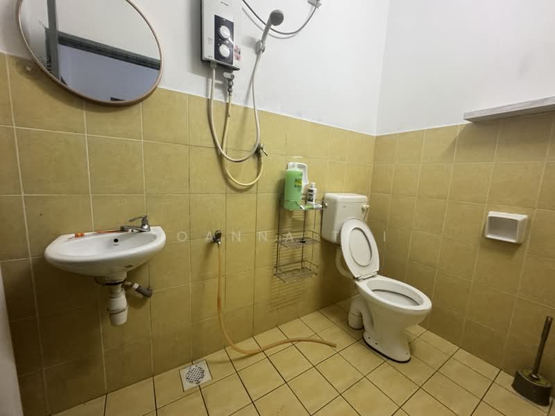 2-storey Terraced House for Rent in Austin (Johor Bahru) - Joanna Tai - Bathroom - PropertyGuru.com.my