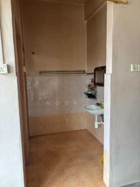 Shop for Sale in Cheng (Melaka) - Woon . - PropertyGuru.com.my