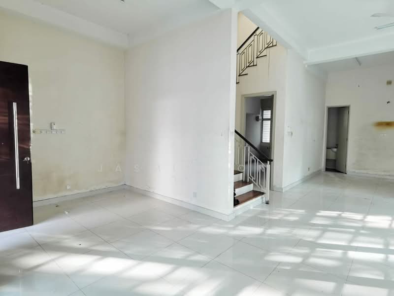 Rumah Berkembar untuk Dijual di Laman Rimbunan (Kepong) - Jasmine Ong - Living Room - PropertyGuru.com.my