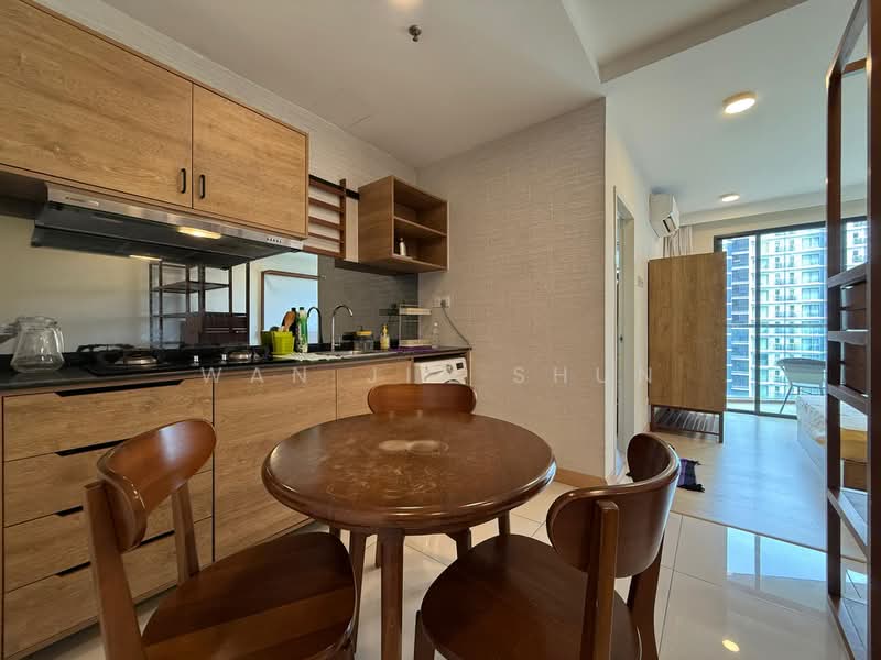 Service Residence for Rent at Timur Bay Seafront Residence - Wan Jia Shun - Kitchen - PropertyGuru.com.my