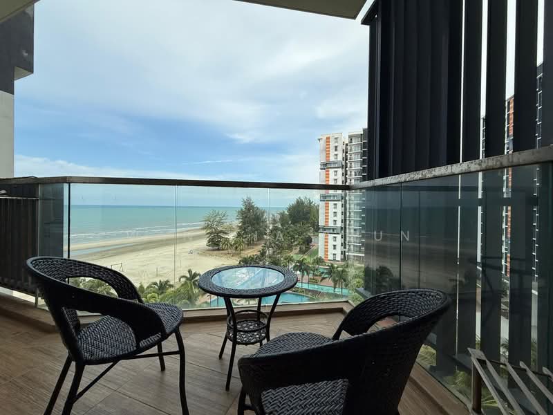 Service Residence for Rent at Timur Bay Seafront Residence - Wan Jia Shun - Balcony - PropertyGuru.com.my