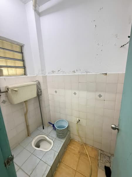 Rumah Teres 2 Tingkat untuk Dijual di Bukit Beruntung (Selangor) - Tom Yip - Bathroom - PropertyGuru.com.my