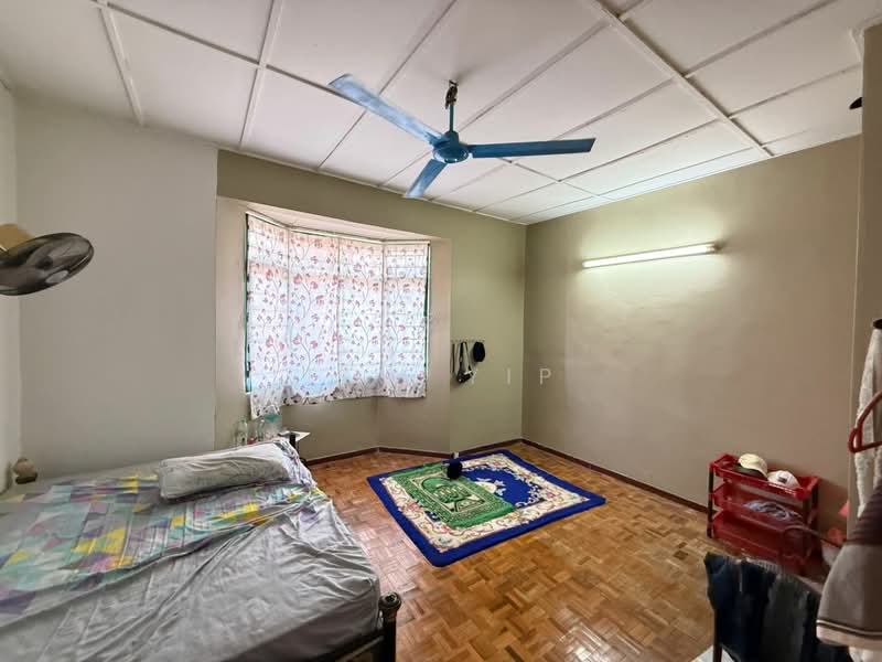 Rumah Teres 2 Tingkat untuk Dijual di Bukit Beruntung (Selangor) - Tom Yip - Bedroom - PropertyGuru.com.my