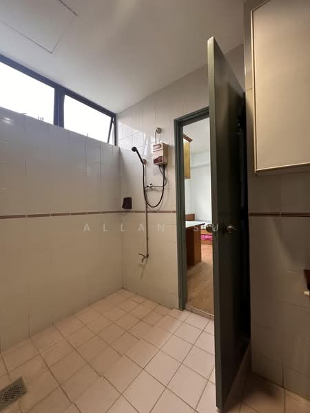 Condominium for Sale at Aloha Tower Condominium - Allan Su - Bathroom - PropertyGuru.com.my