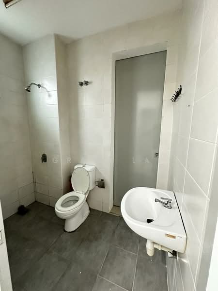 2-storey Terraced House for Sale in Bandar Rimbayu (Telok Panglima Garang) - Grace Lai - Bathroom - PropertyGuru.com.my