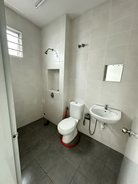 2-storey Terraced House for Sale in Bandar Rimbayu (Telok Panglima Garang) - Grace Lai - Bathroom - PropertyGuru.com.my