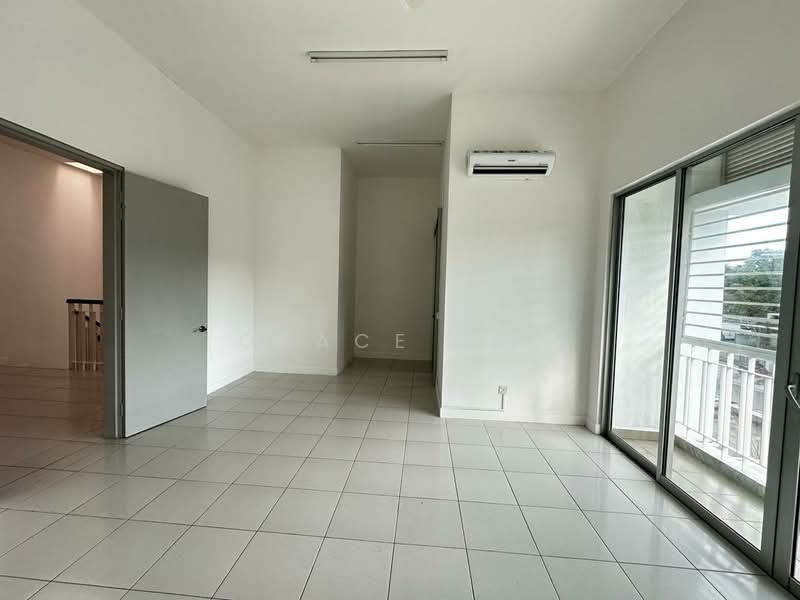 2-storey Terraced House for Sale in Bandar Rimbayu (Telok Panglima Garang) - Grace Lai - Interior - PropertyGuru.com.my