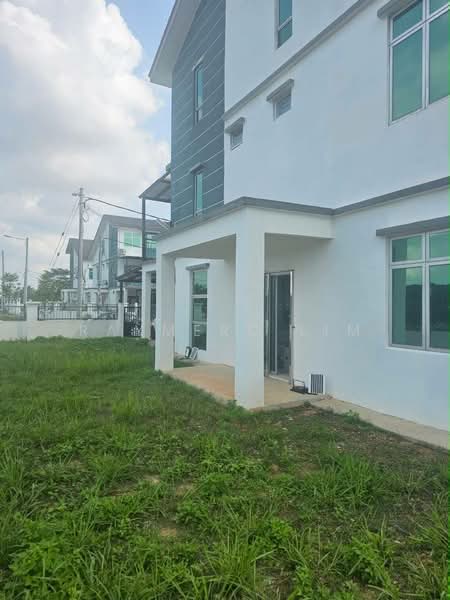 Rumah Teres untuk Disewa di Taman Kundang Jaya (Rawang) - Raymerc Lim - Exterior - PropertyGuru.com.my