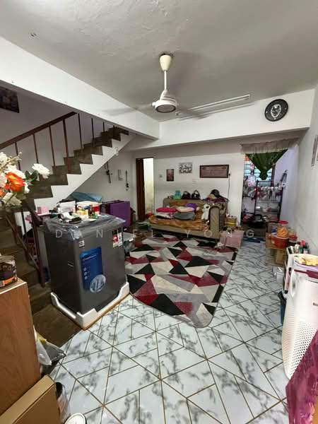 2-storey Terraced House for Sale in Taman Sri Kulai Baru 2 (Kulai) - Daniel Yong - Living Room - PropertyGuru.com.my
