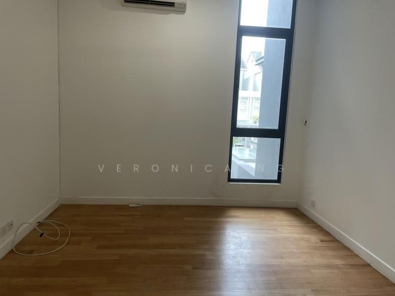 2.5-storey Terraced House for Sale in Serdang (Seri Kembangan) - Veronica Ng - Interior - PropertyGuru.com.my
