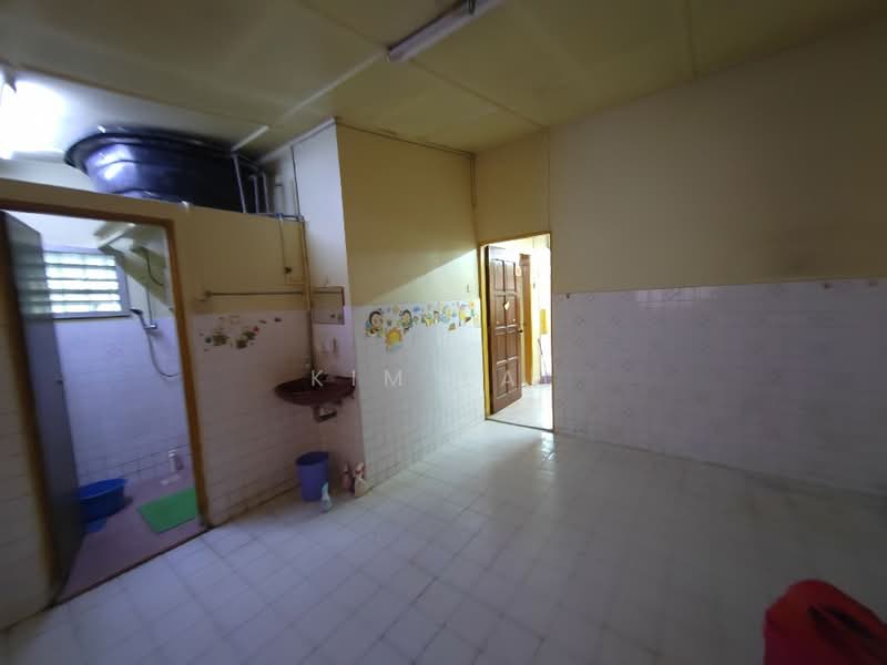 Rumah Teres untuk Dijual di Kajang (Selangor) - Kim Lai - Bathroom - PropertyGuru.com.my