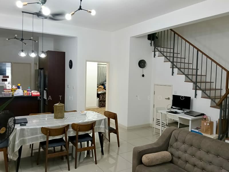 Terraced House for Sale in Kota Emerald (Rawang) - Katherine Leong - Dining Room - PropertyGuru.com.my
