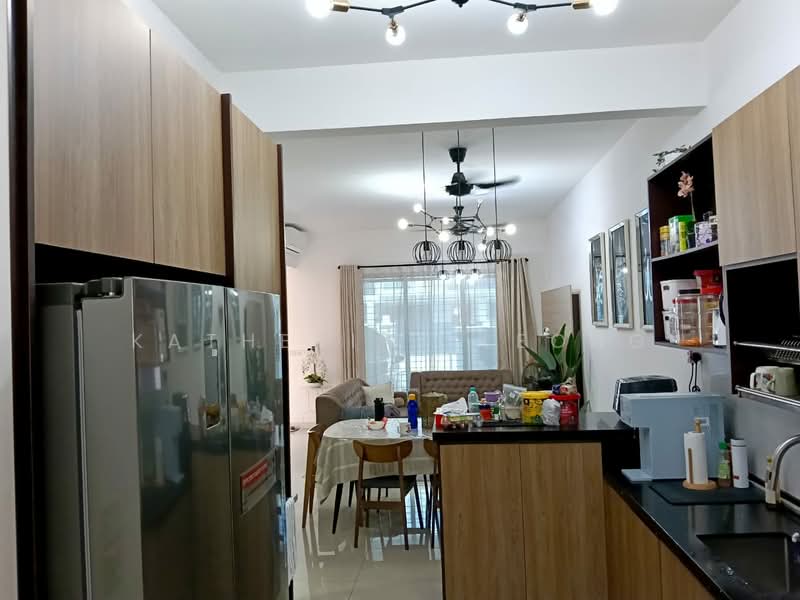 Terraced House for Sale in Kota Emerald (Rawang) - Katherine Leong - Kitchen - PropertyGuru.com.my