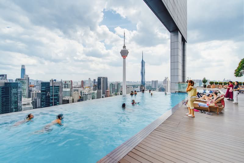 Servis Apartment untuk Disewa di The Face Suites (Platinum Suites) - Ameer Ali Abas - Infinity Pool - PropertyGuru.com.my