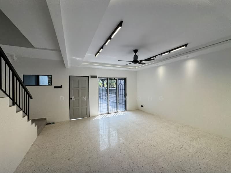 Rumah Teres 2 Tingkat untuk Dijual di Bukit Beruntung (Selangor) - Danny Wong - Living Room - PropertyGuru.com.my
