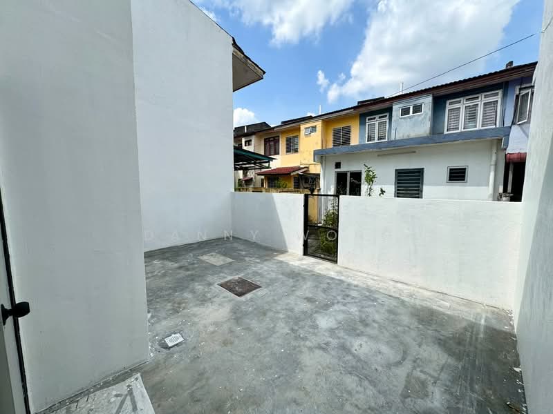 Rumah Teres 2 Tingkat untuk Dijual di Bukit Beruntung (Selangor) - Danny Wong - Exterior - PropertyGuru.com.my