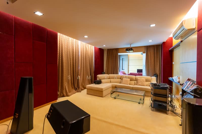 Kondominium untuk Dijual di Gurney Palace - Sam Kam - Living Room - PropertyGuru.com.my