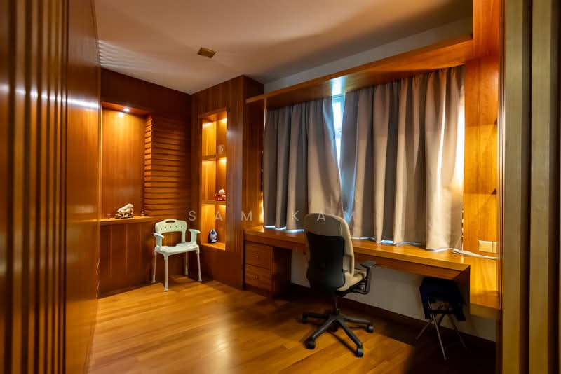 Kondominium untuk Dijual di Gurney Palace - Sam Kam - Study - PropertyGuru.com.my