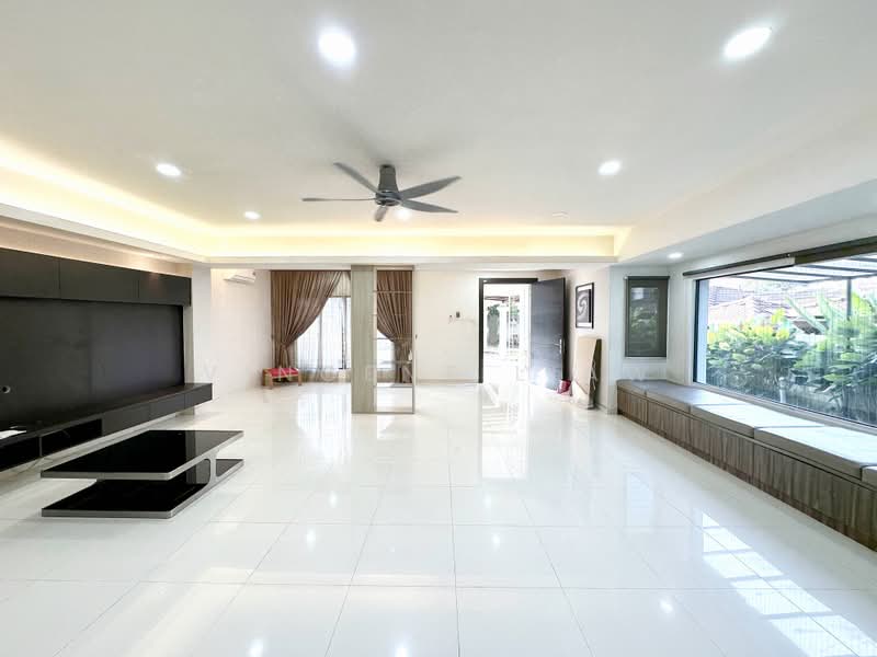 Semi-Detached House for Sale in Kota Damansara (Selangor) - Vincent Liaw - Living Room - PropertyGuru.com.my