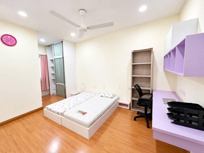 Rumah Berkembar untuk Dijual di Kota Damansara (Selangor) - Vincent Liaw - Bedroom - PropertyGuru.com.my