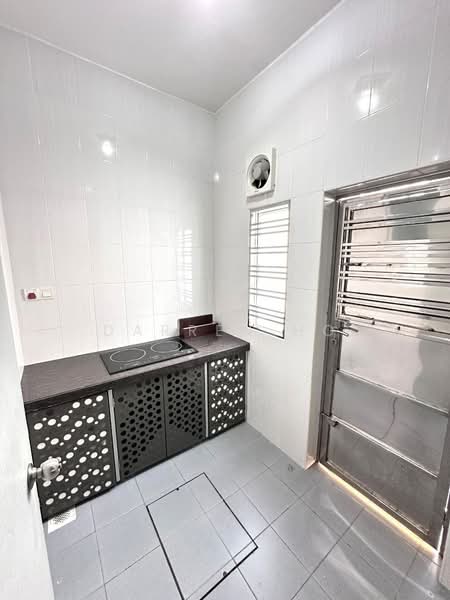 2-storey Terraced House for Rent in Bukit Indah (Iskandar Puteri (Nusajaya)) - Darren Ho - Kitchen - PropertyGuru.com.my