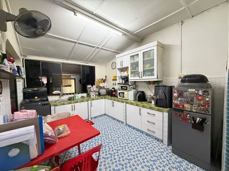 Rumah Teres 1 Tingkat untuk Dijual di Taman Sri Skudai (Skudai) - Yvonne Lim - Kitchen - PropertyGuru.com.my