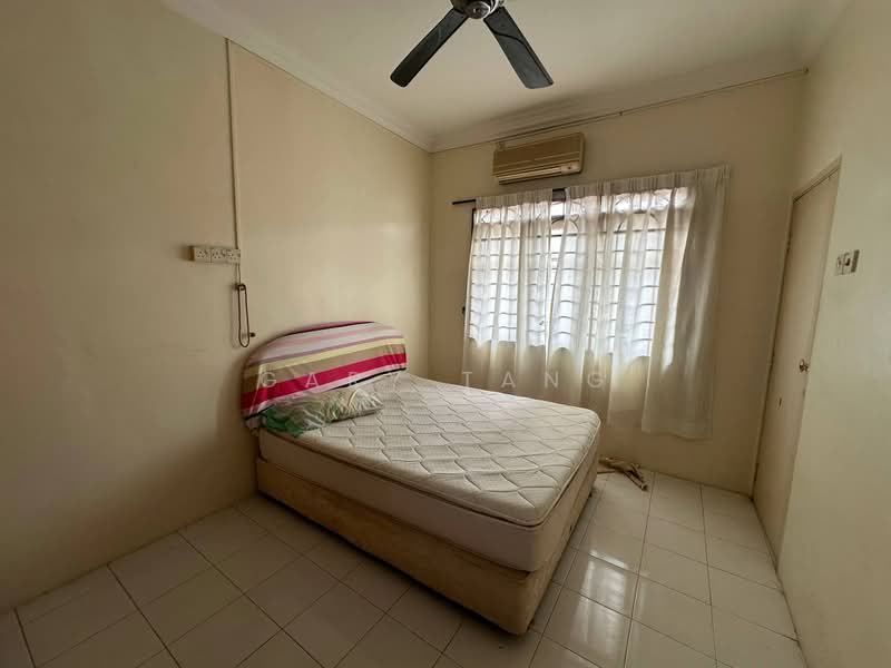 Rumah Teres 2 Tingkat untuk Dijual di Gunung Rapat (Ipoh) - Gary Tang - Bedroom - PropertyGuru.com.my