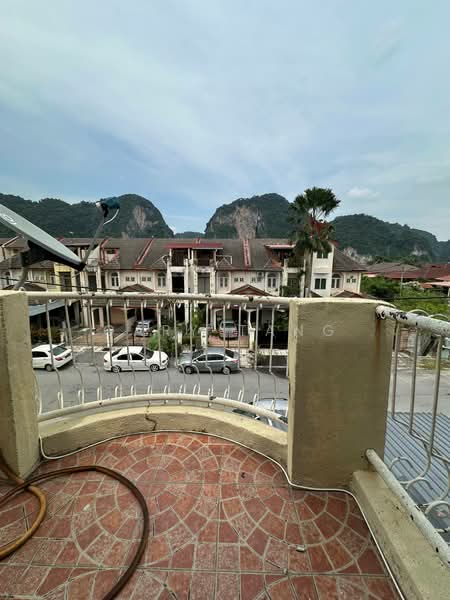 Rumah Teres 2 Tingkat untuk Dijual di Gunung Rapat (Ipoh) - Gary Tang - Exterior - PropertyGuru.com.my